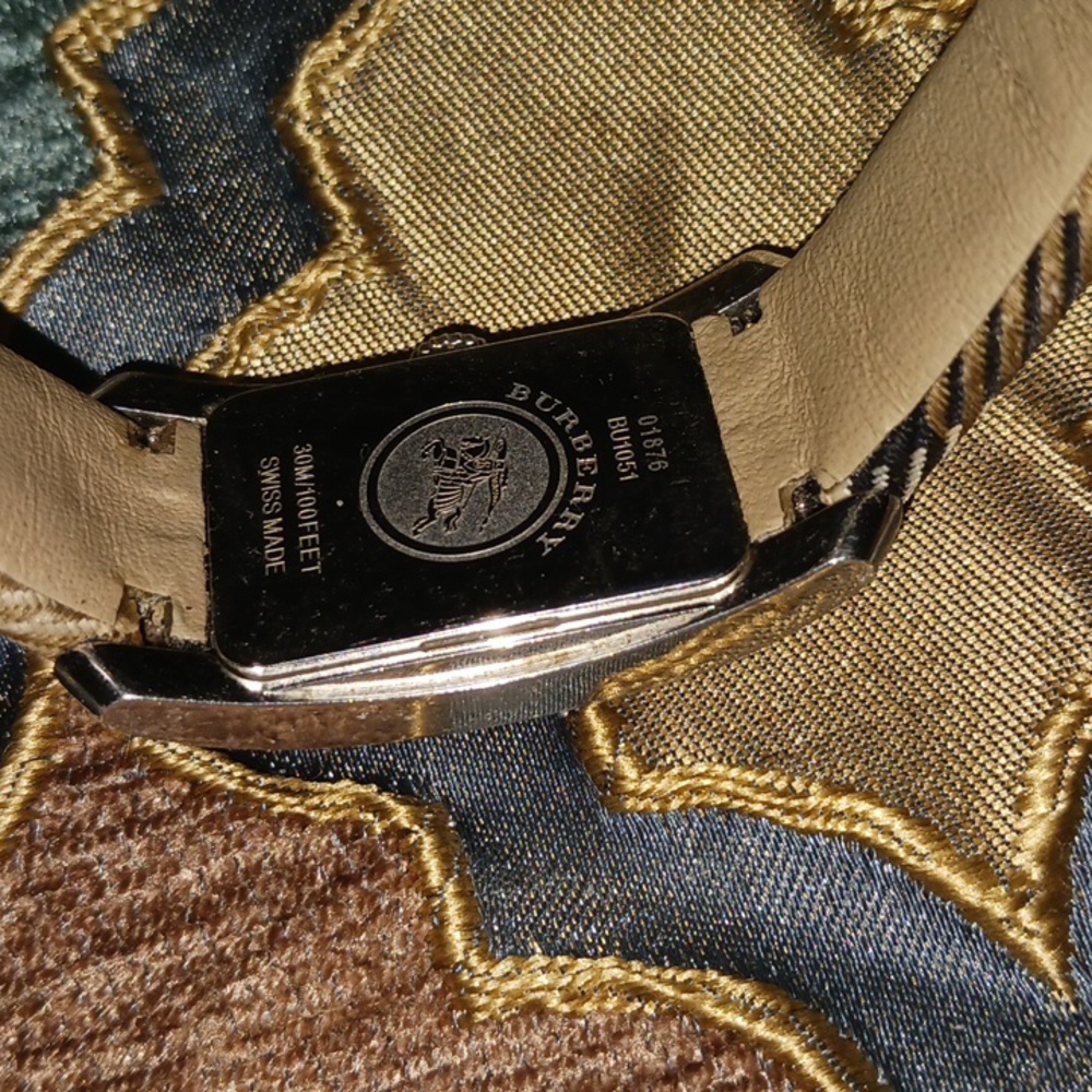 Burberry Watch - Picture 6 of 6